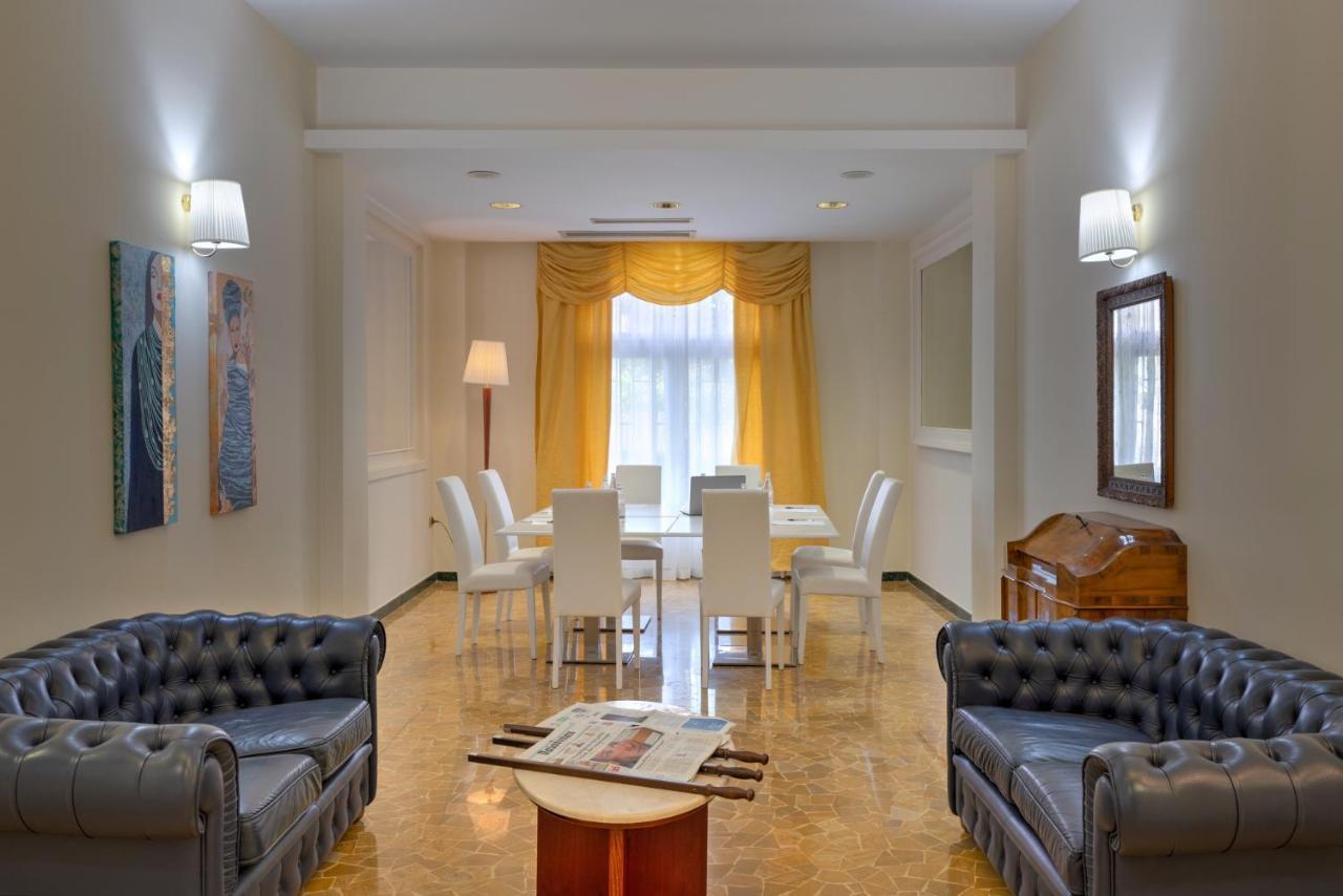 Hotel Galeazzi Gardone Riviera Exterior foto