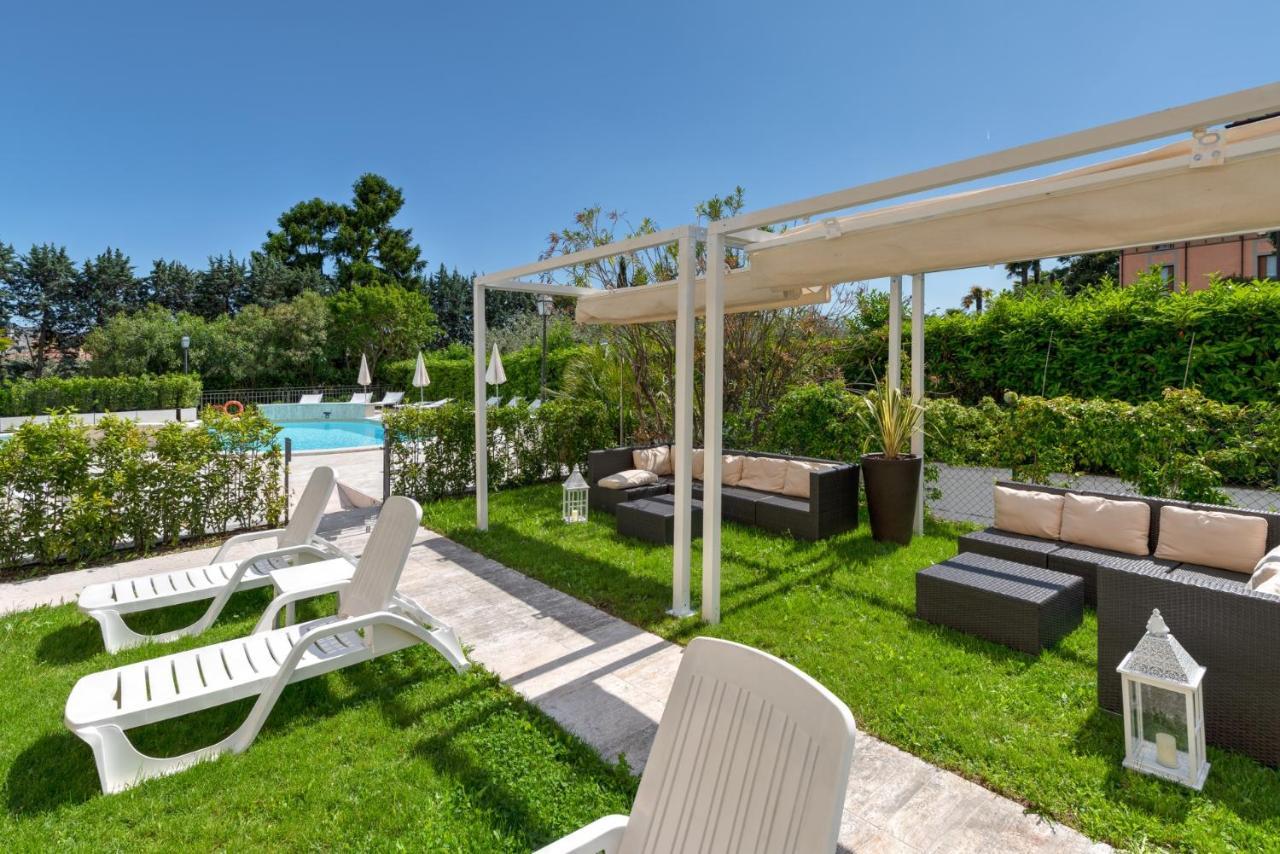 Hotel Galeazzi Gardone Riviera Exterior foto